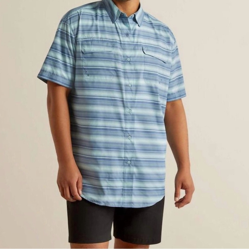Ariat VentTek Outbound Classic Fit Shirt in Blue Raven. Size: L